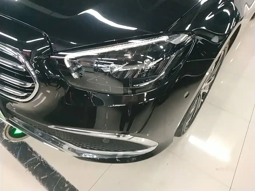 Mercedes-Benz E-Class New Energy 2022 Facelift E 350 e L Plug-in Hybrid Sedan фото 24