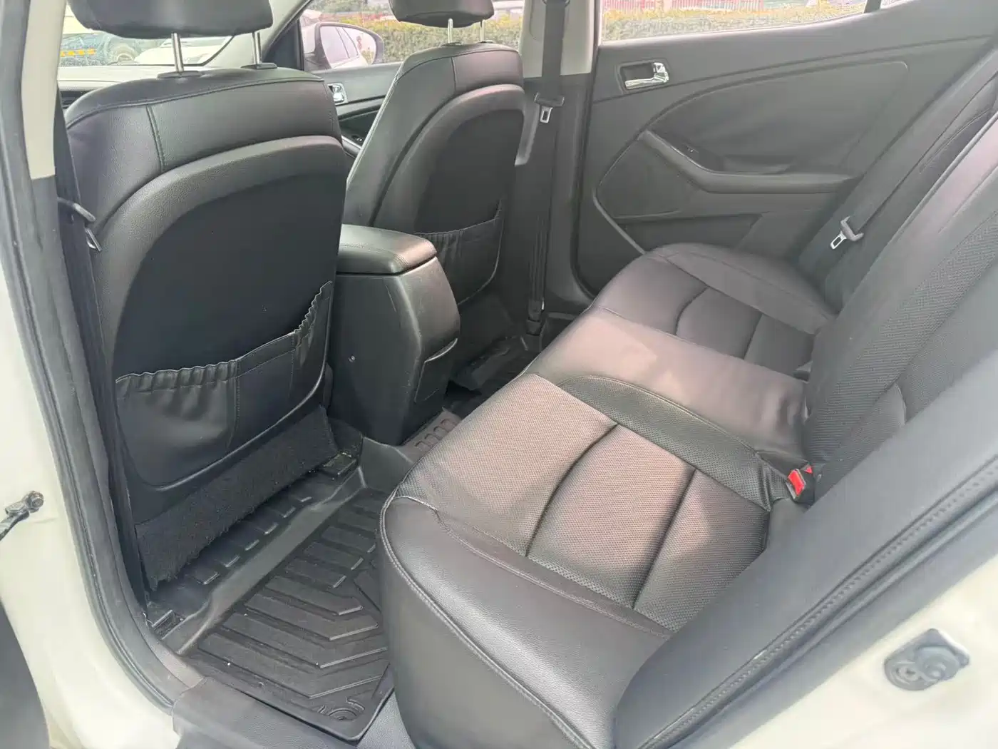 Kia K5 2014 2.0L Automatic LUXURY фото 12