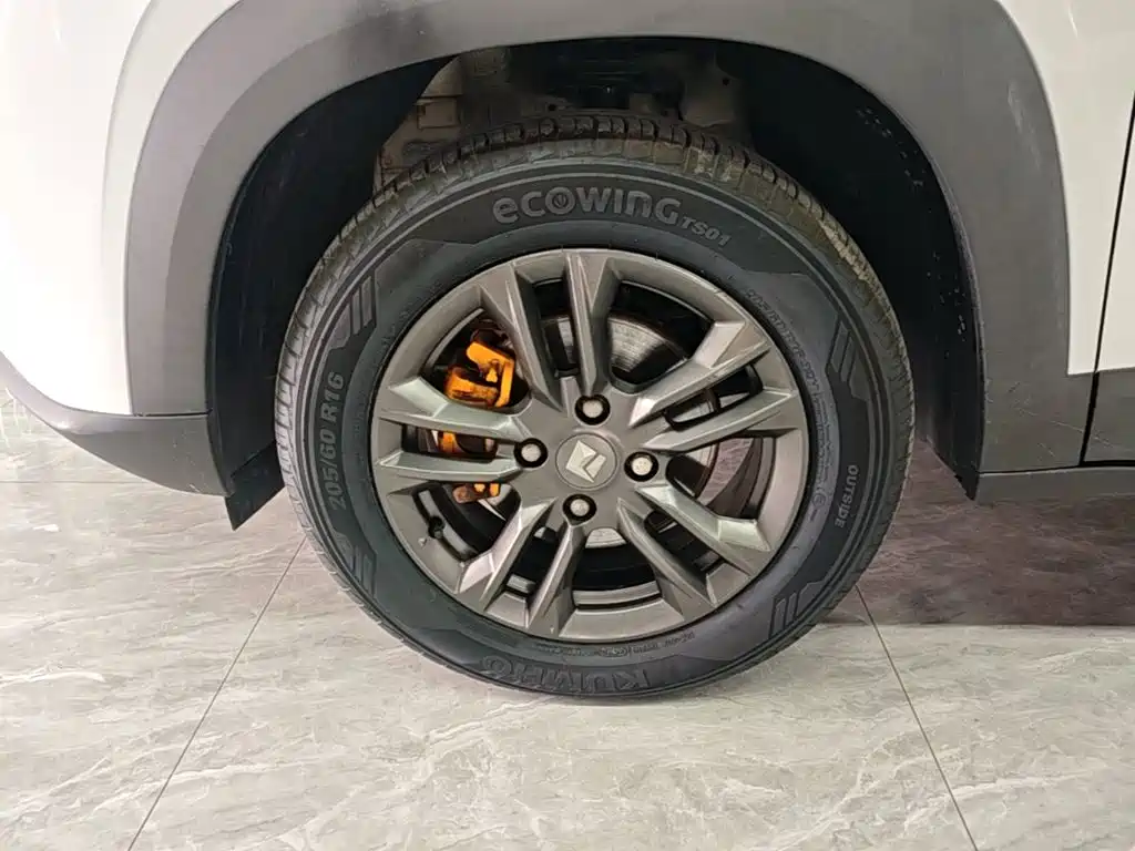 Photo 23 - Baojun RS-3