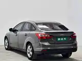Фото 6 - Ford Focus
