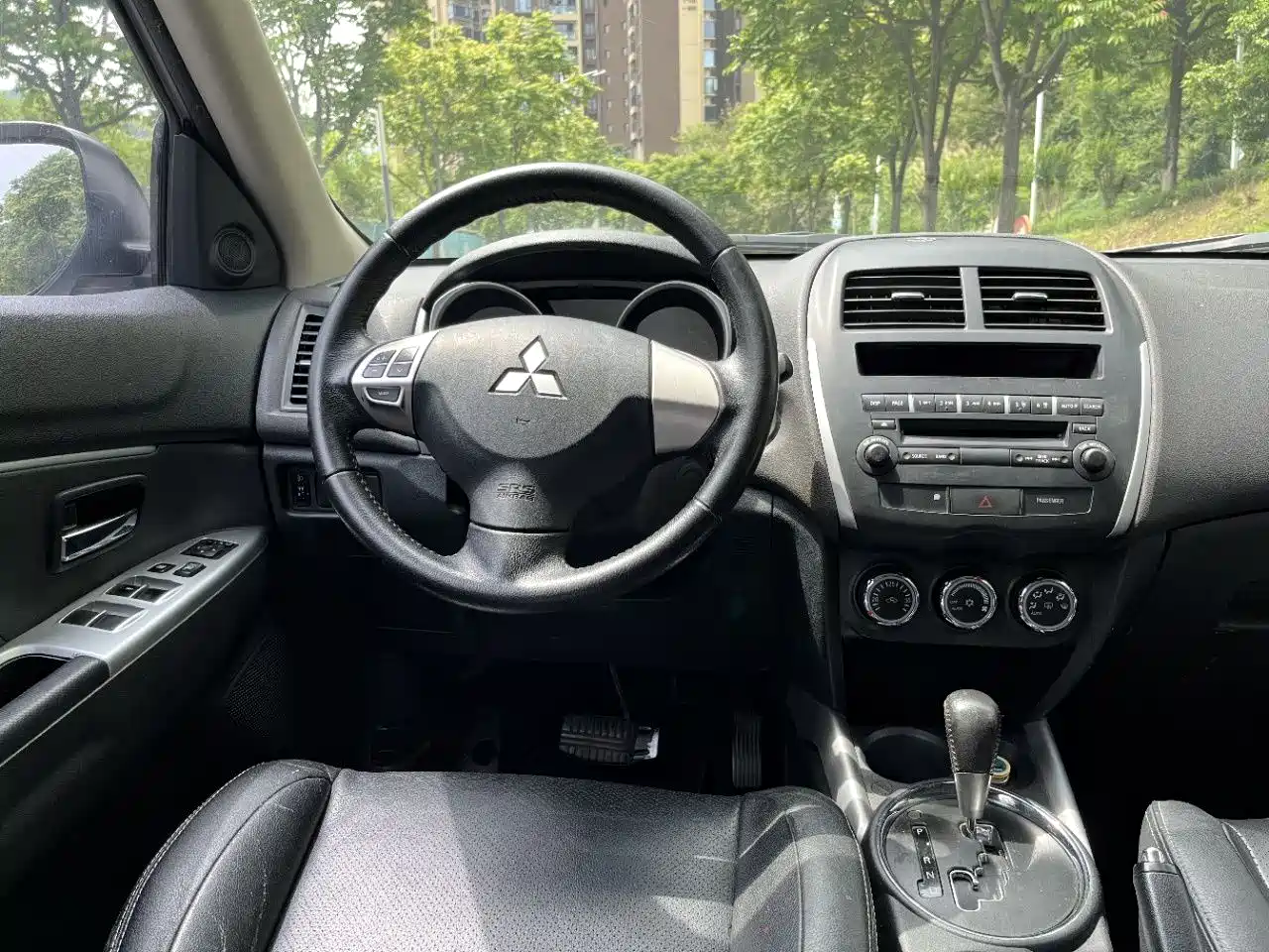 Mitsubishi ASX 2017 2016 2.0L CVT 2WD Navigation Edition