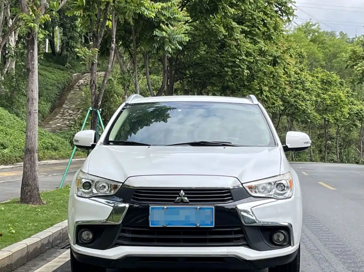 Mitsubishi ASX 2017 2016 2.0L CVT 2WD Navigation Edition