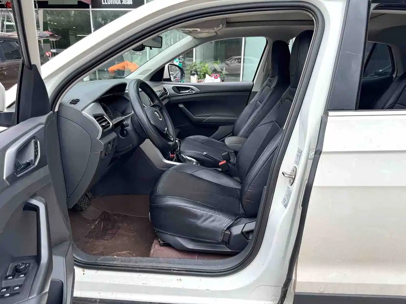 VOLKSWAGEN TU KAI