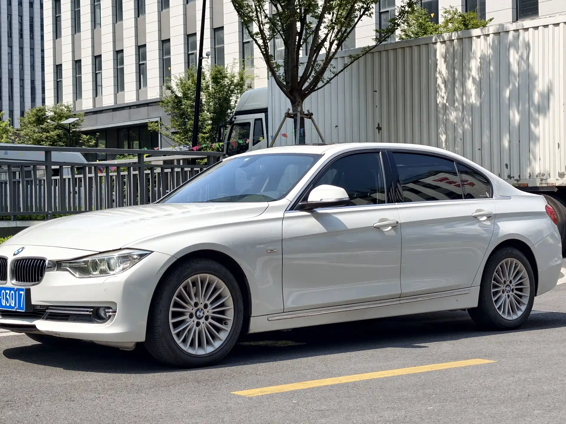 Фото 4 - BMW 3 Series