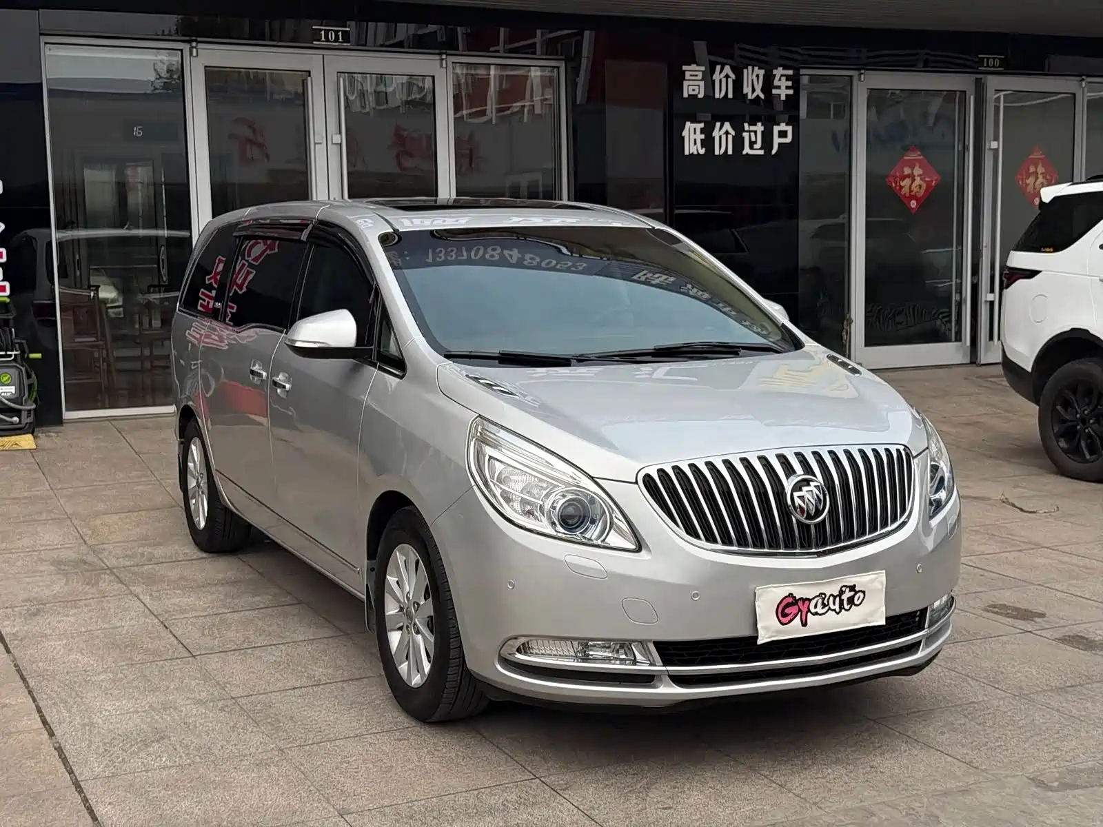 Фото 3 - Buick GL8