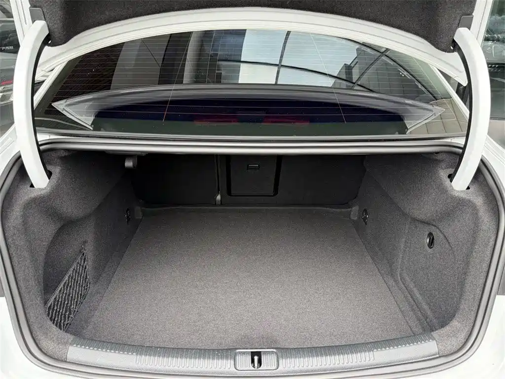 Фото 9 - Audi A3