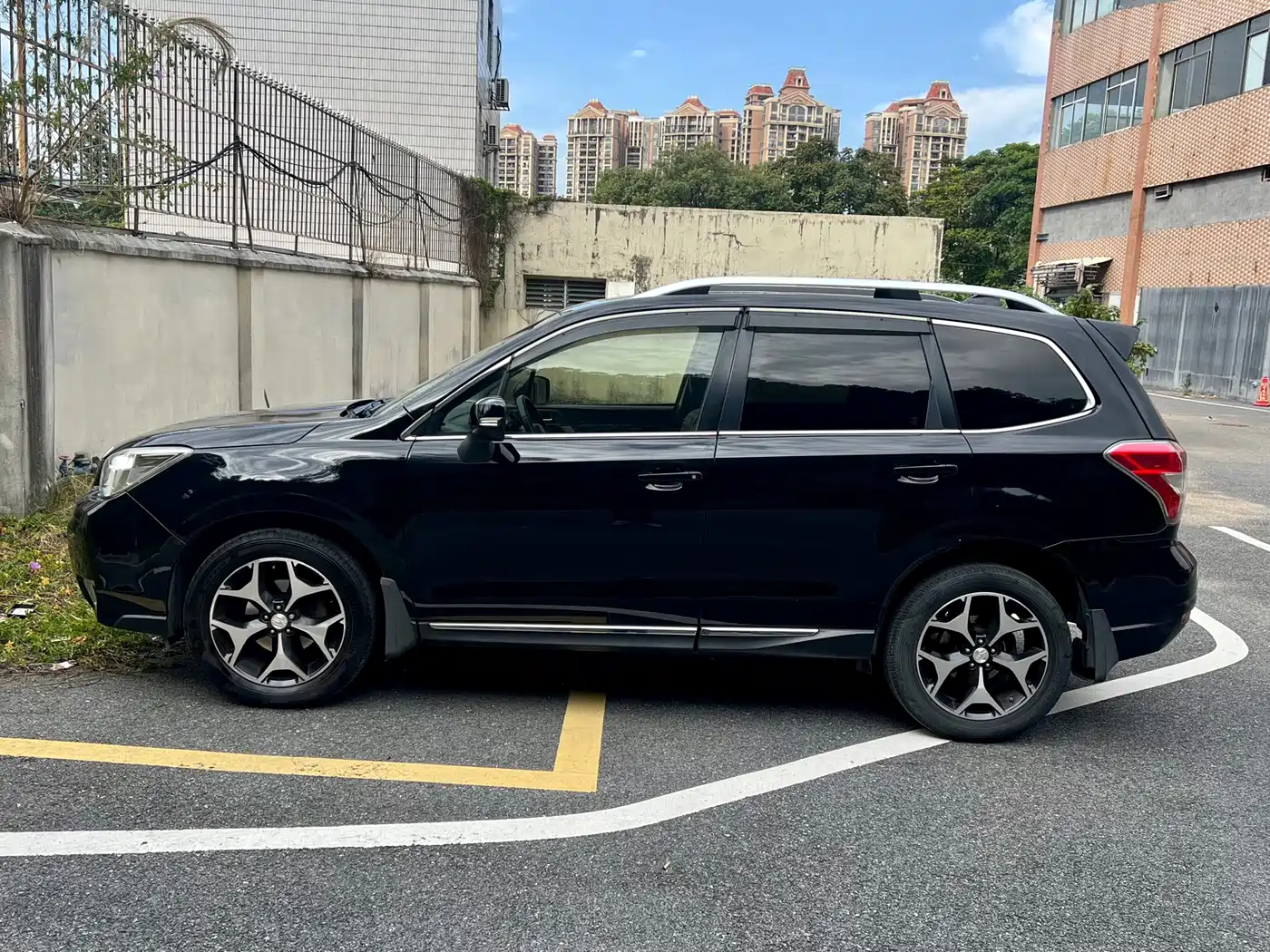 Subaru Forester 2013 2.5i Automatic Premium Edition фото 10