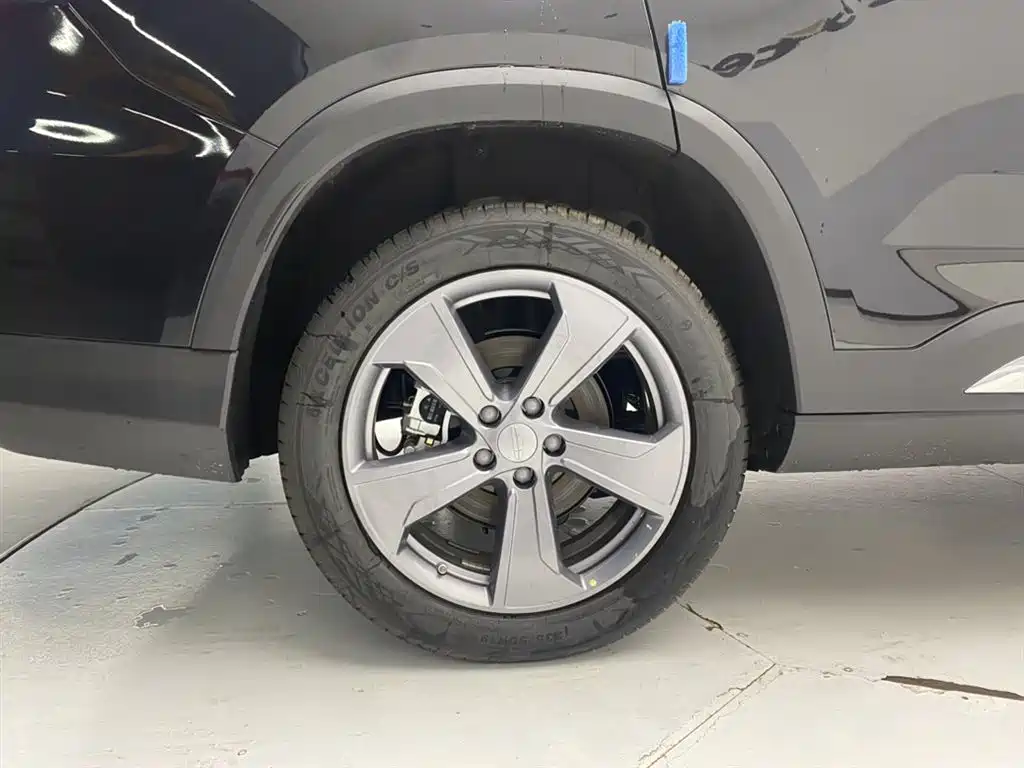 Geely Haoyue L 2026 2026 1.5TD DCT Happiness 7-Seater