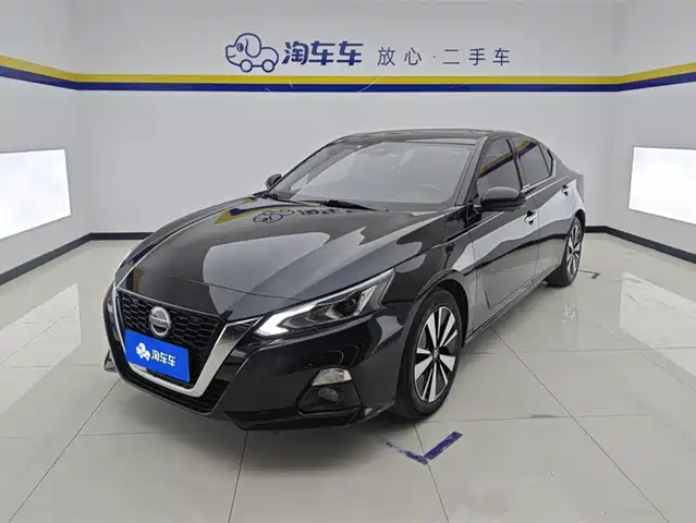 NISSAN TEANA