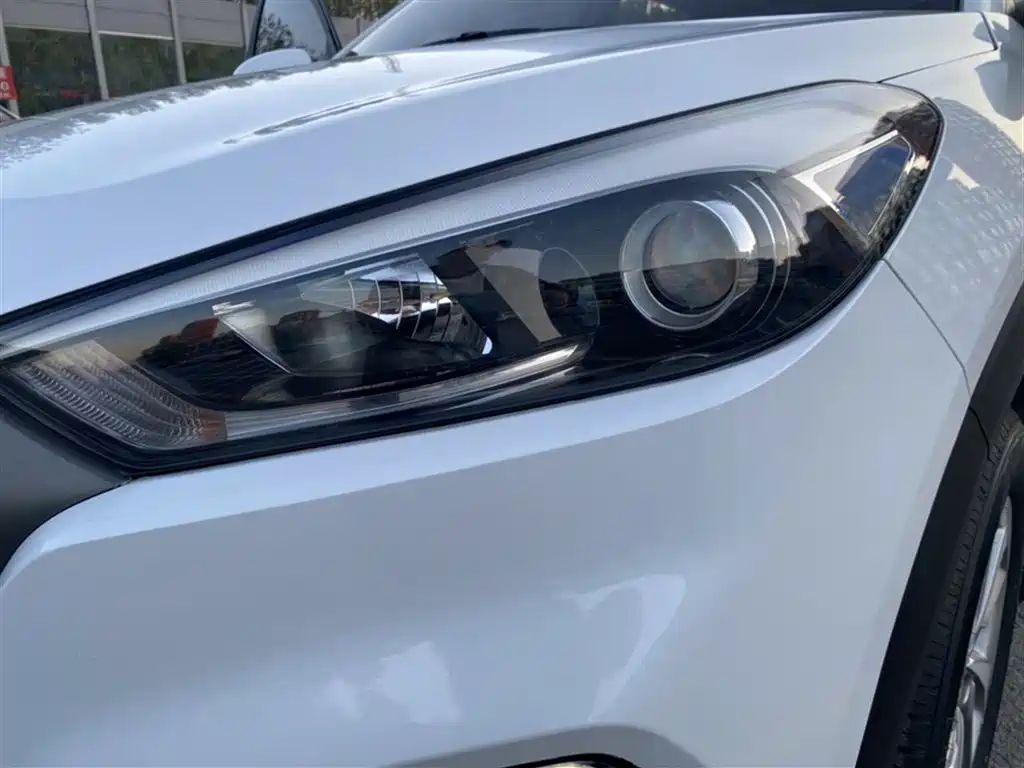 Hyundai Tucson 2015 1.6T Dual Clutch 2WD Smart фото 16