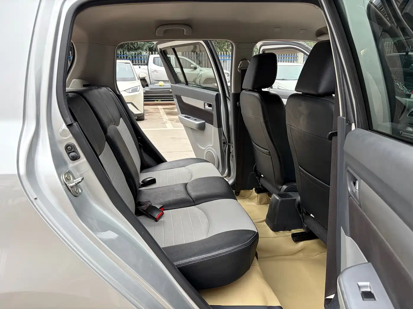 Suzuki Swift 2011 2011 Model 1.5L Automatic Sport