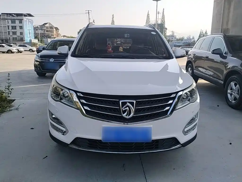 Фото 3 - Baojun 560