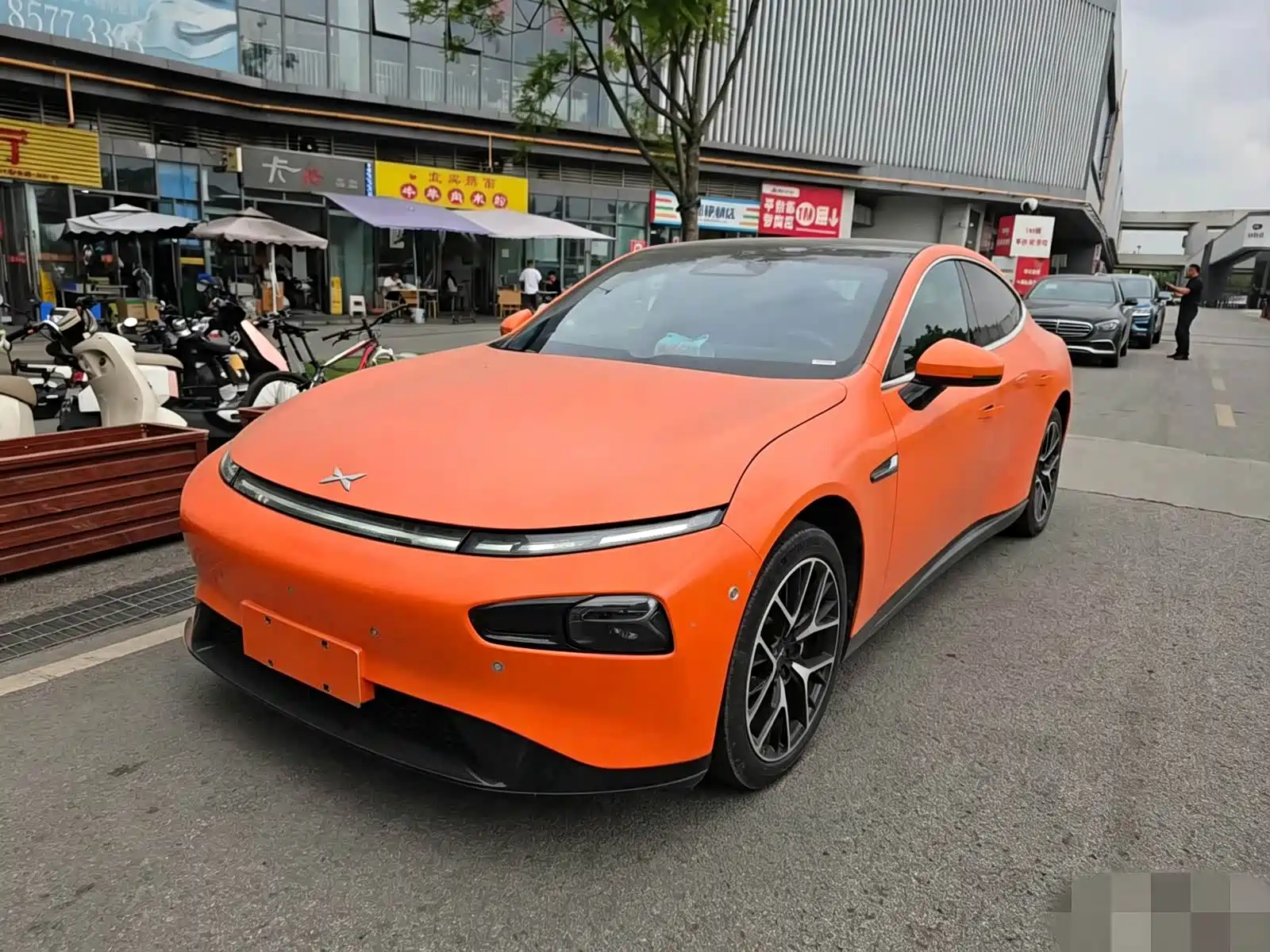 Photo 1 - XPeng P7