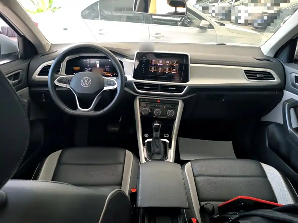Volkswagen T-Roc, миниатюра 10