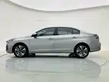 Фото 4 - Peugeot 408