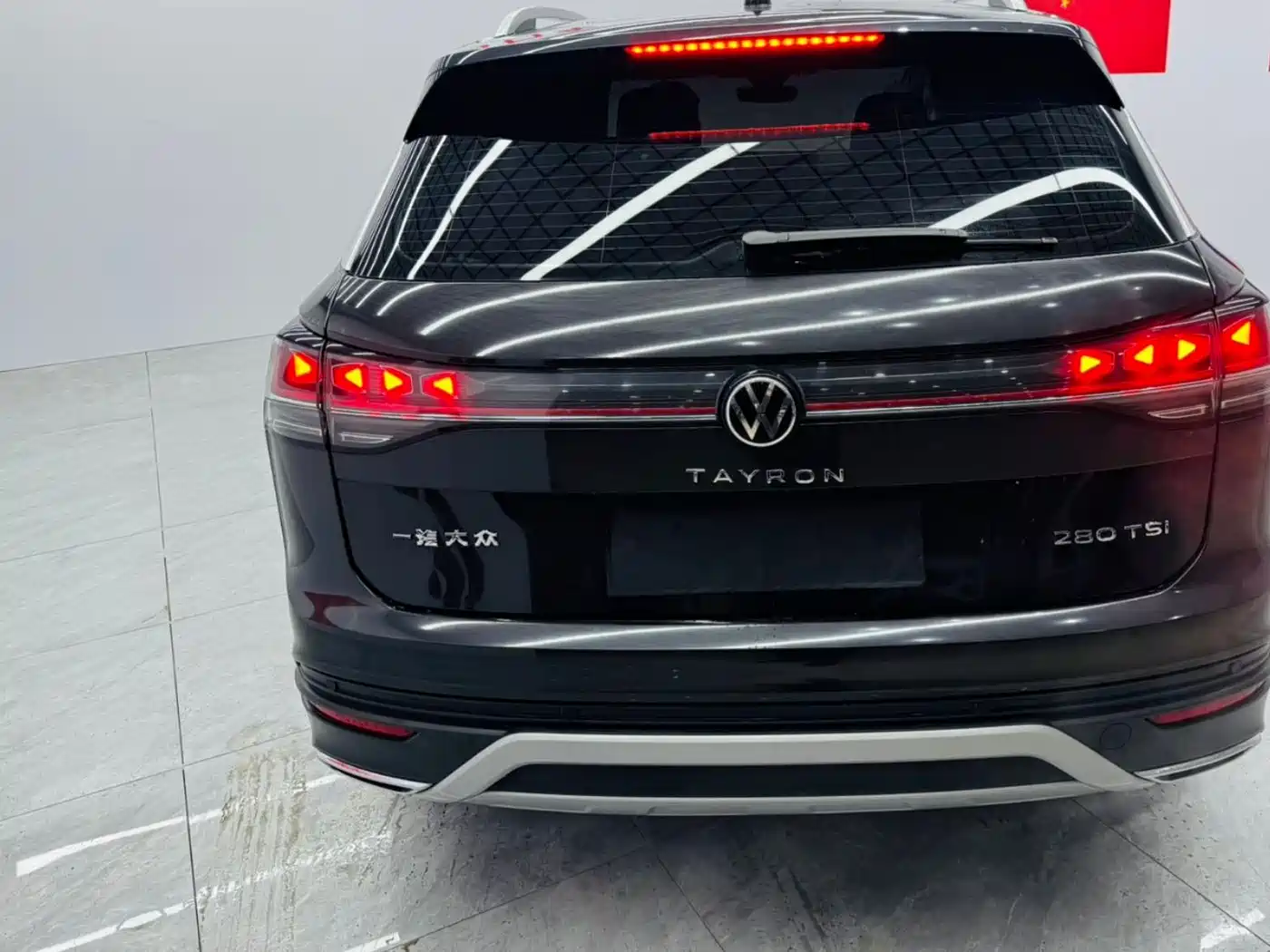 Volkswagen Tayron 2023 280TSI 2WD Luxury Plus Advanced Edition фото 13
