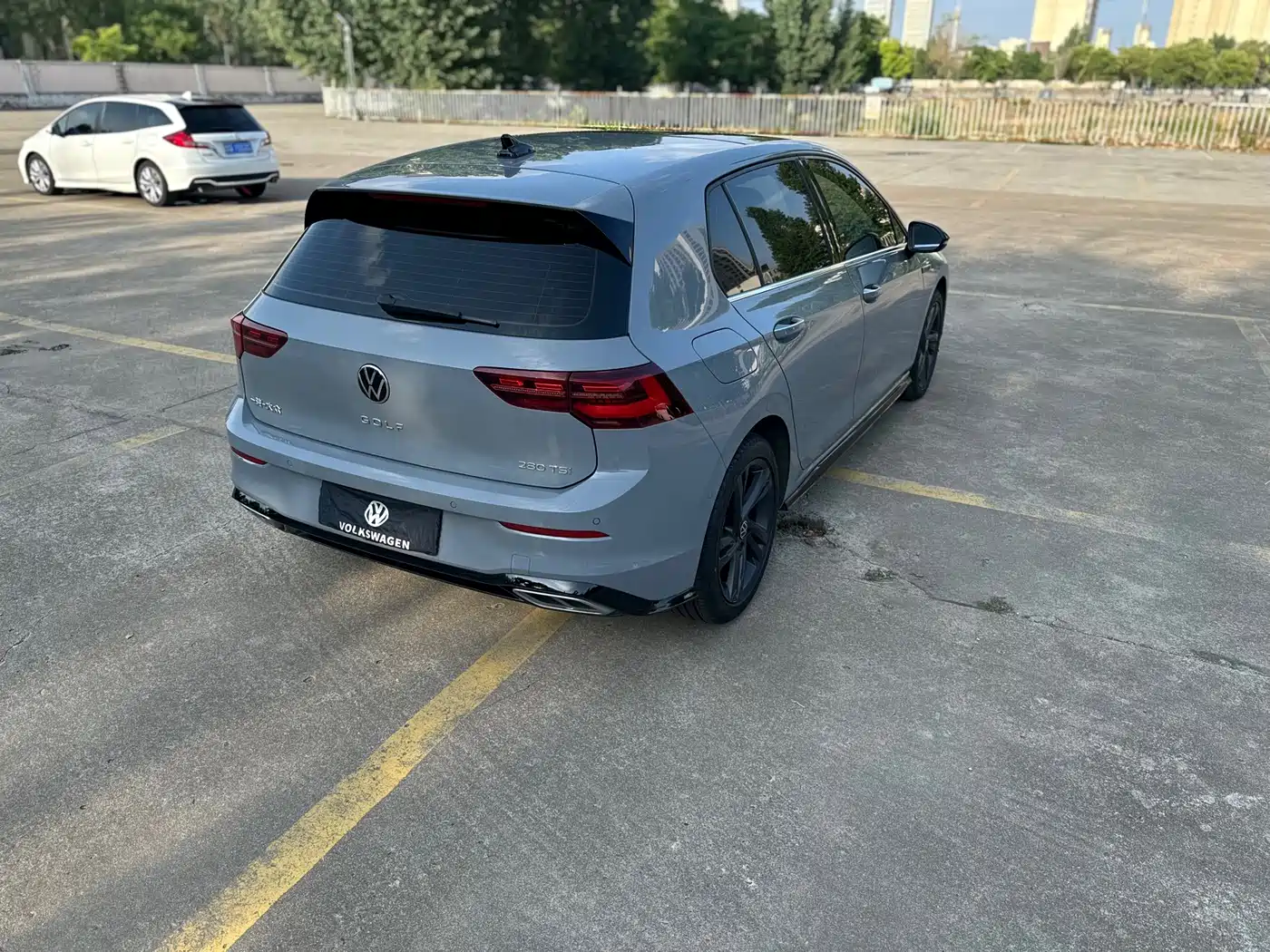 Volkswagen Golf 2021 280TSI DSG R-Line фото 21