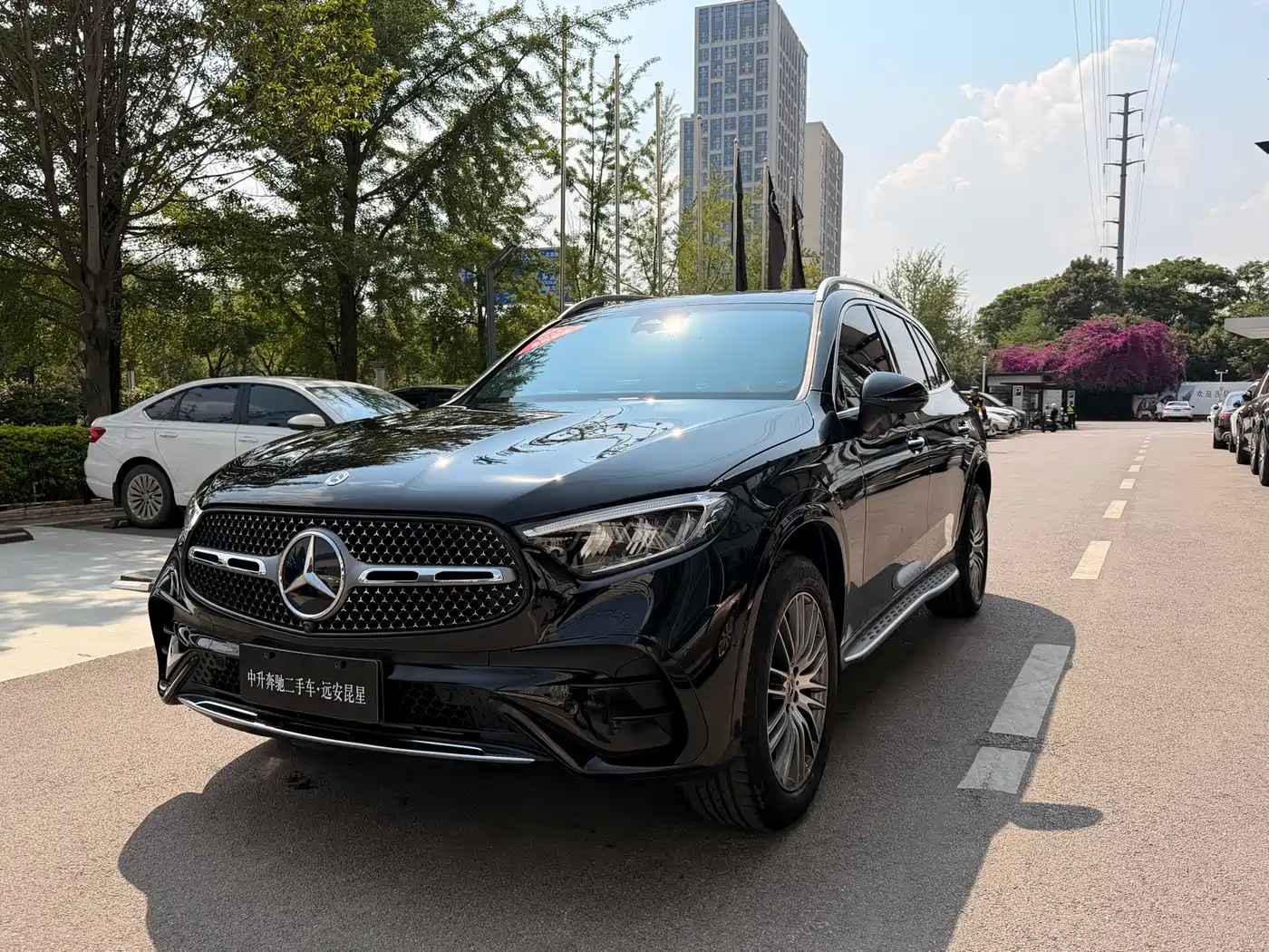 Mercedes-Benz GLC 2024 GLC 300 L 4MATIC Dynamic 5-seater фото 4