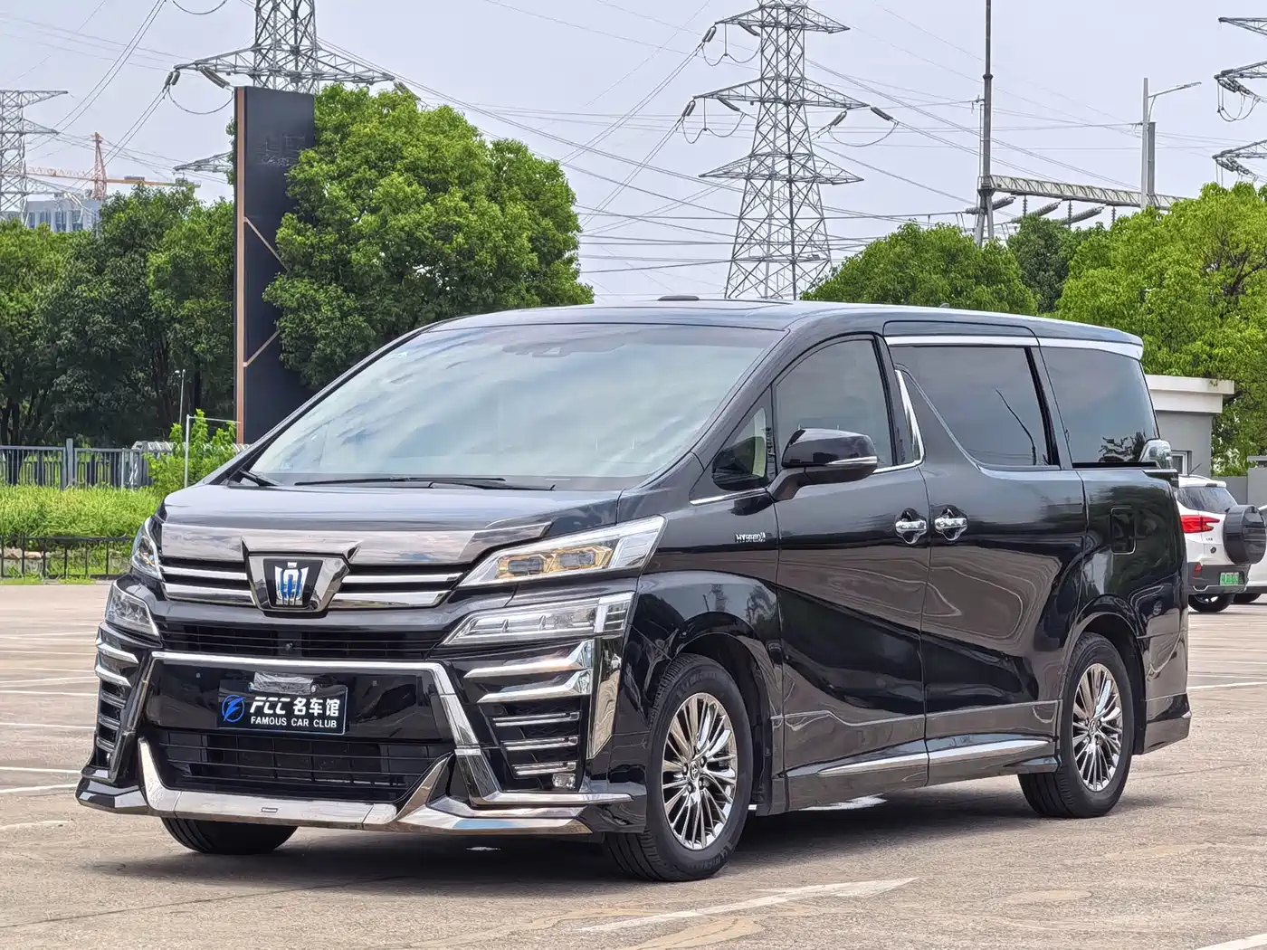 Toyota Vellfire 2020 — пригон из Китая
