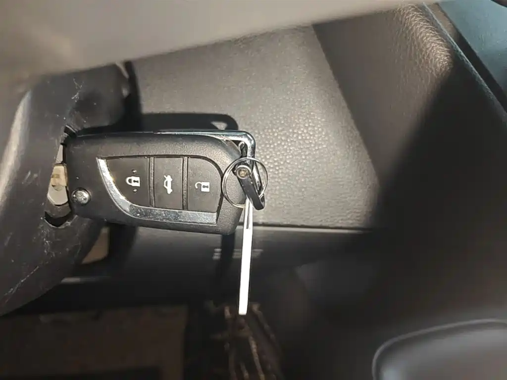 Toyota Corolla 2021 1.2T S-CVT Pioneer Edition фото 9