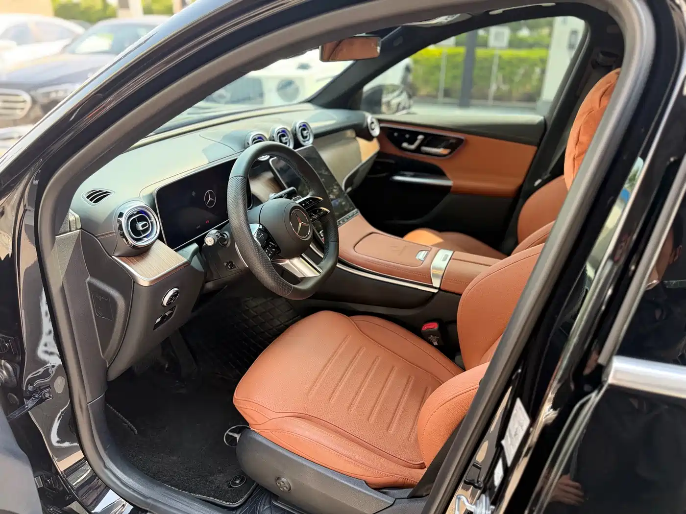 Mercedes-Benz GLC 2024 GLC 300 L 4MATIC Dynamic 5-seater фото 18