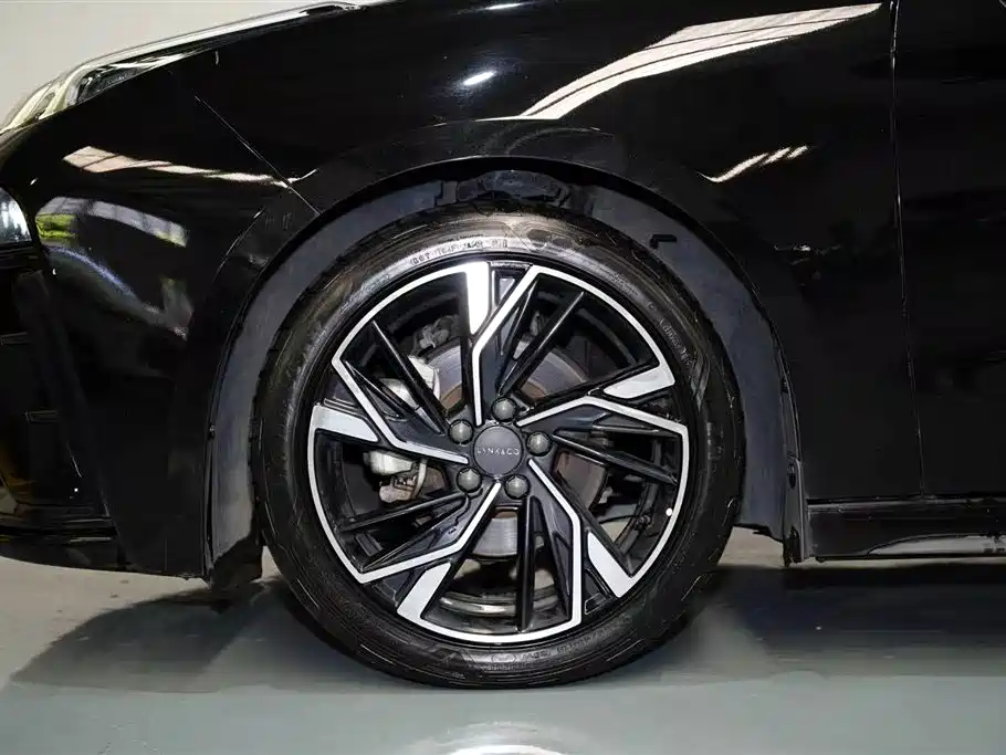 LYNK 03
