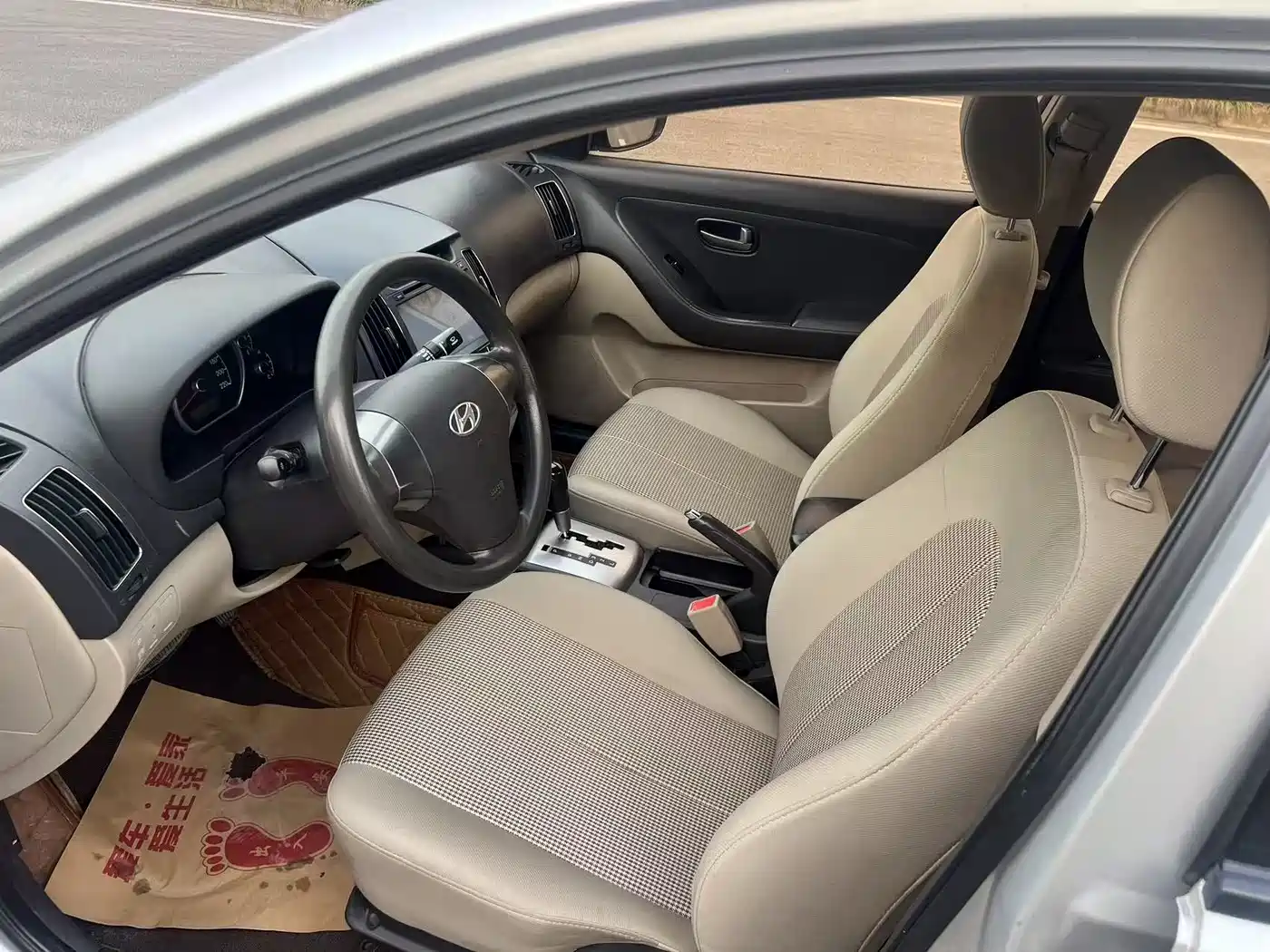 Hyundai Elantra 2011 1.6L Automatic Comfort фото 7
