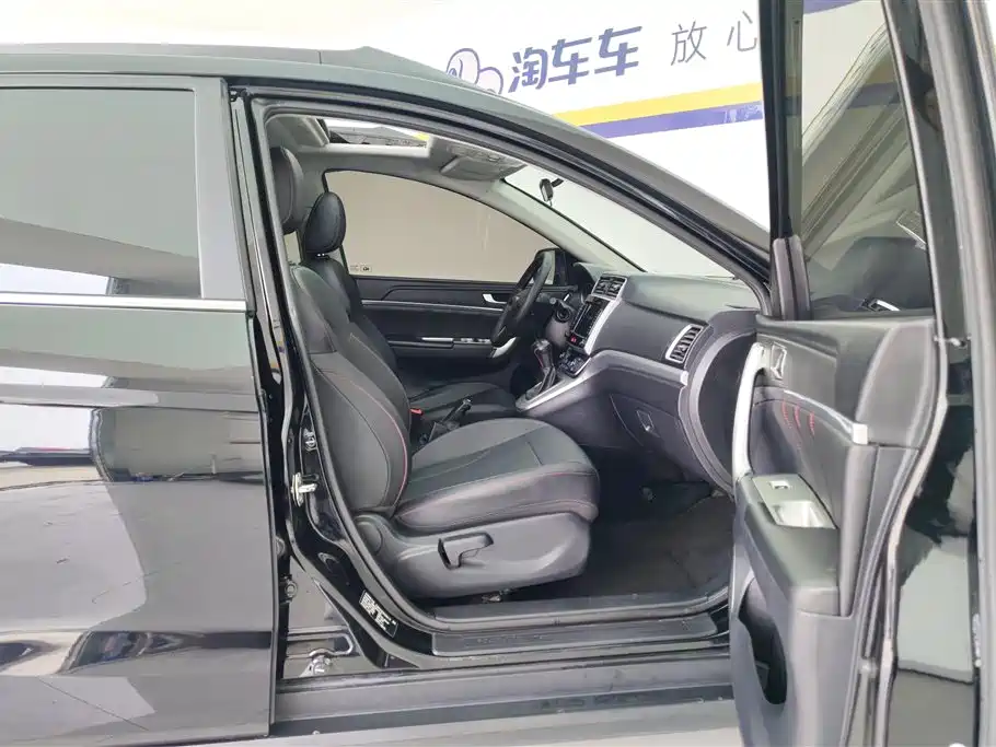 Haval M6 2019 1.5T DCT 2WD Elite Type China VI фото 8