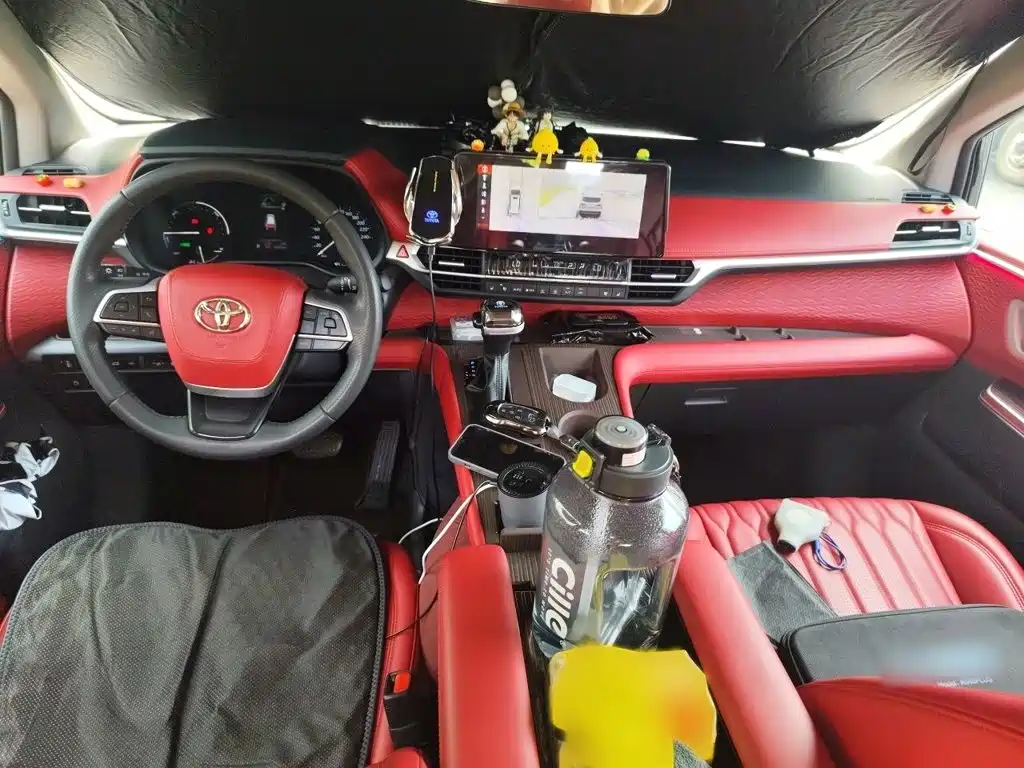 Toyota Sienna, миниатюра 13