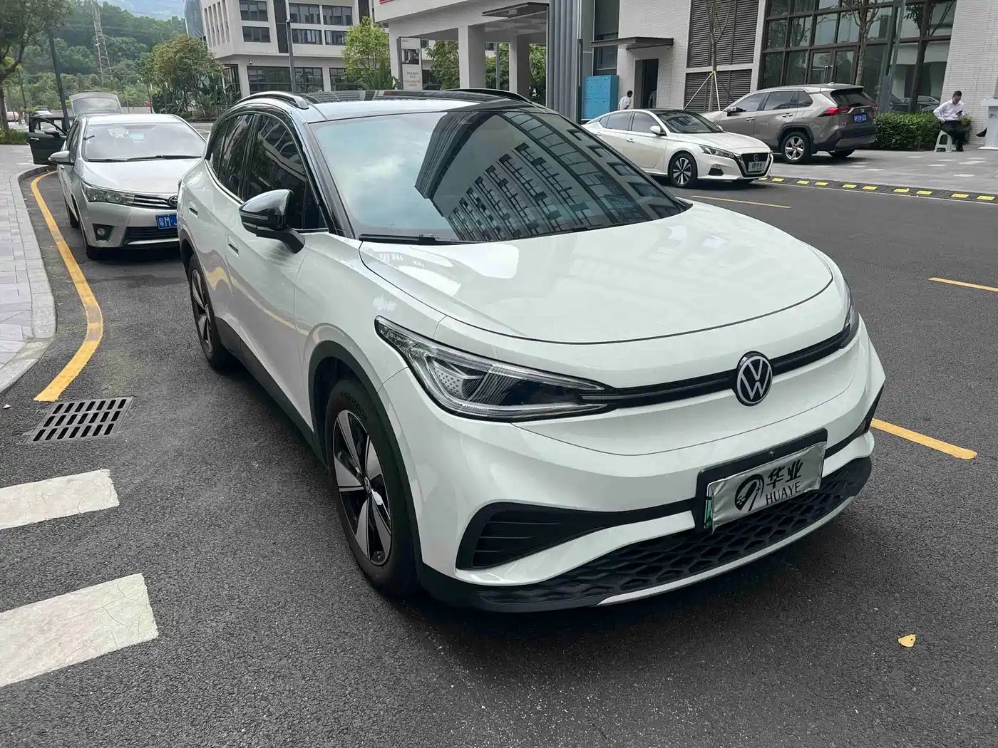 Volkswagen ID.4 X 2025 Facelift Smart Outstanding Edition фото 3