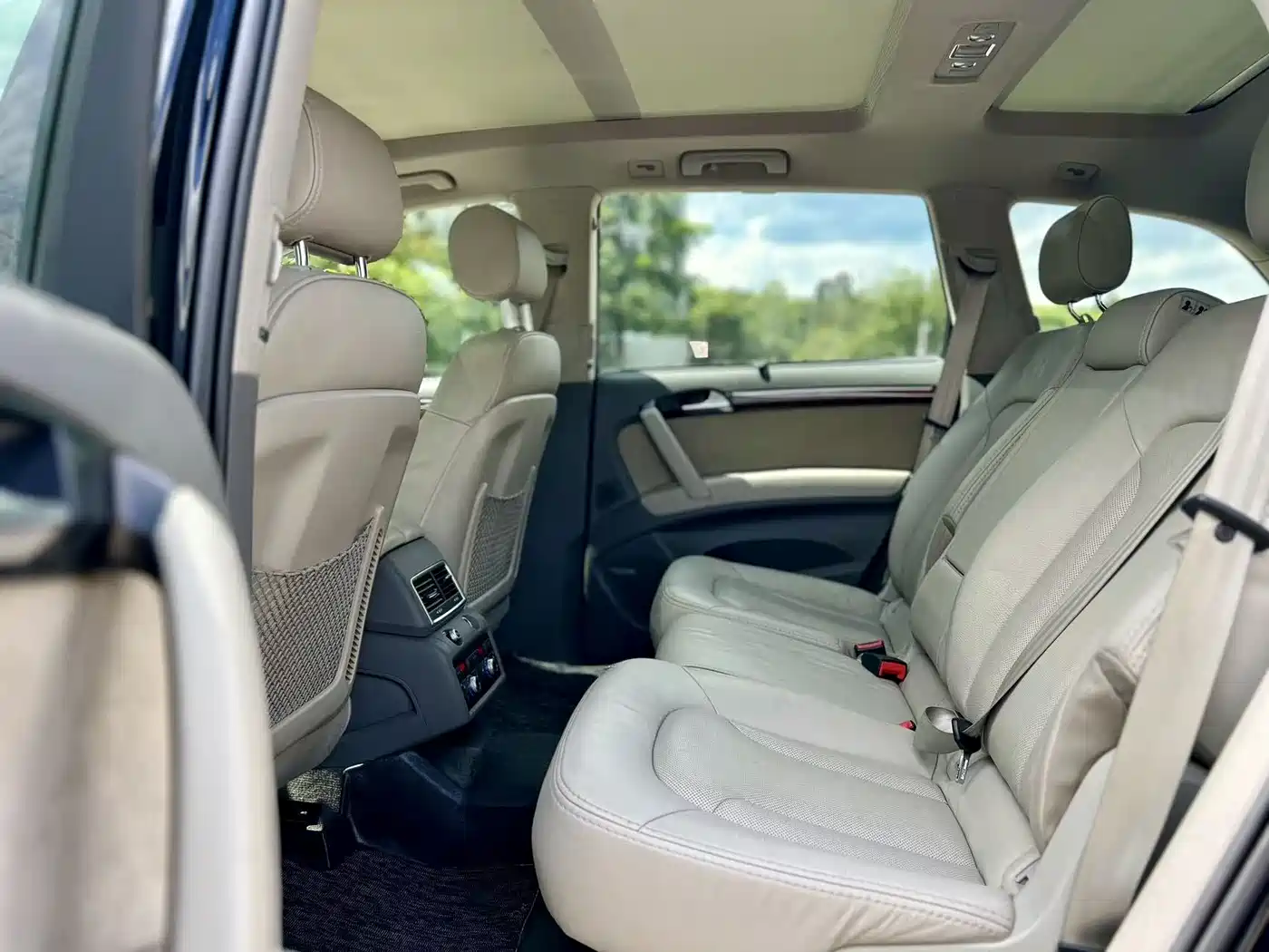 Audi Q7 2010 2011 3.0 TFSI Comfort (200kW)
