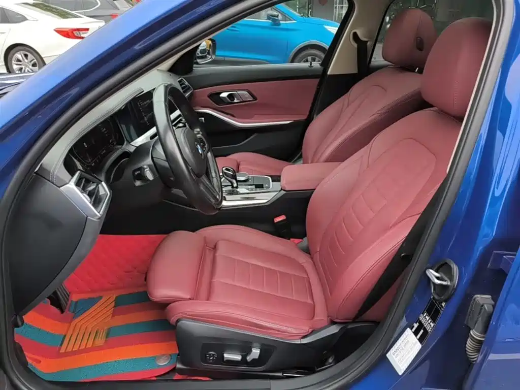 BMW 3-SERIES
