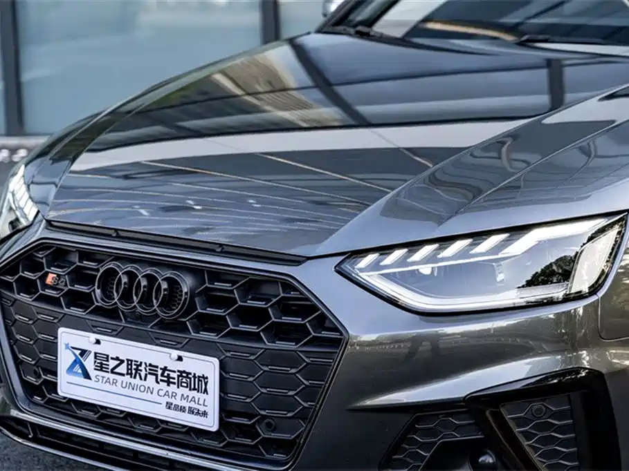 Audi A4L 2022 40 TFSI Luxury Dynamic фото 4