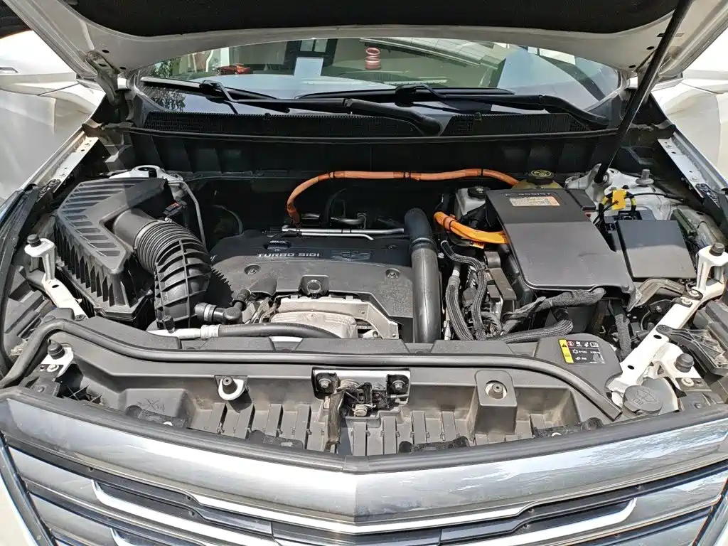 Photo 21 - Cadillac XT5