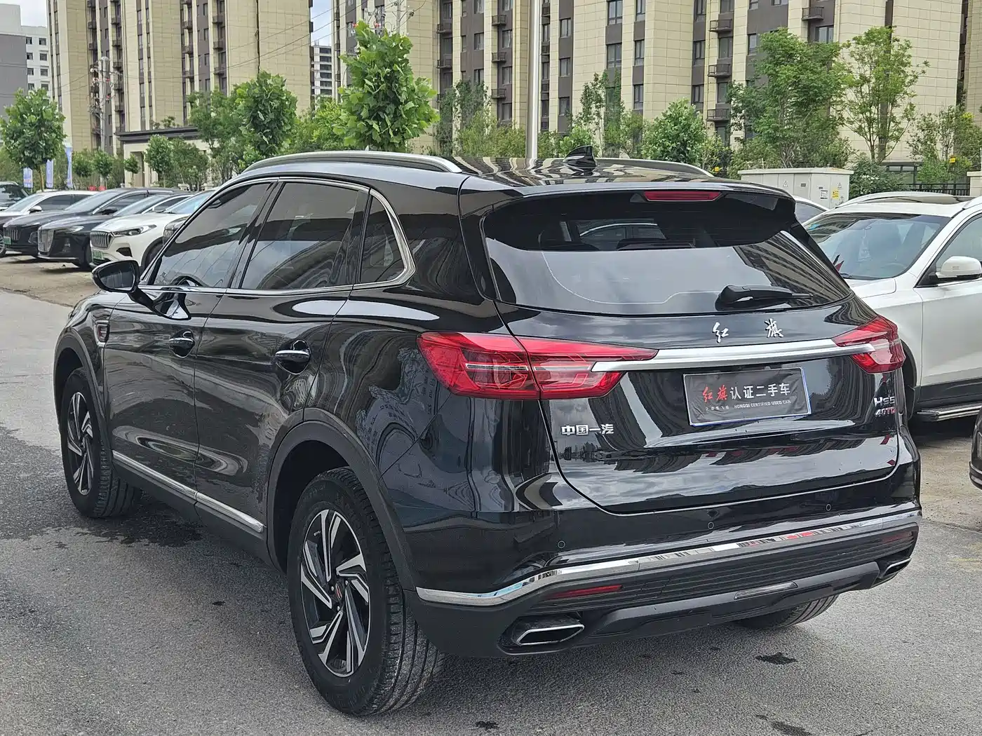 Hongqi HS5 2022 2.0T Smart Connect Joy Edition фото 3
