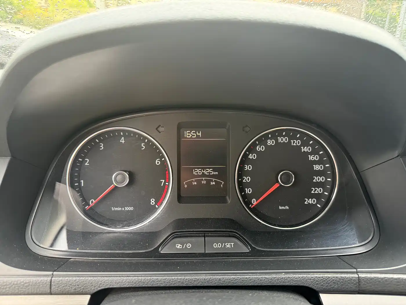 Volkswagen Lavida 2013 Facelift Classic 1.6L Automatic Comfort фото 8
