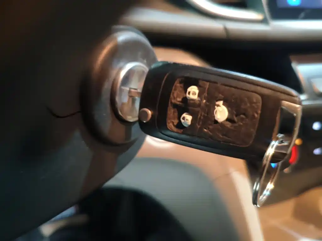 Buick Excelle 2016 15N Automatic Elite фото 9