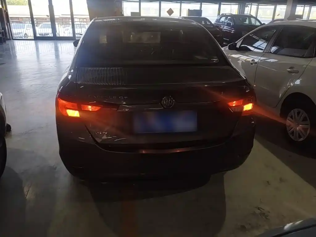 Buick Excelle 2016 15N Automatic Elite фото 6