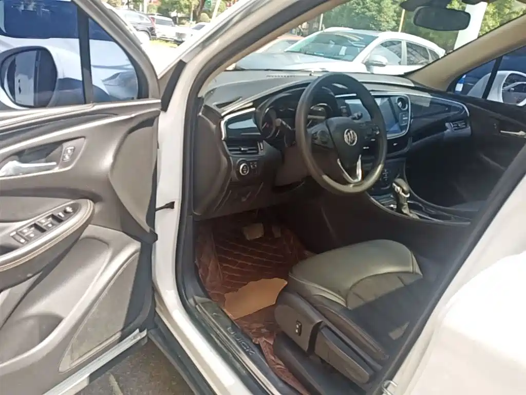 Buick Envision Plus 2017 20T FWD Premium фото 16