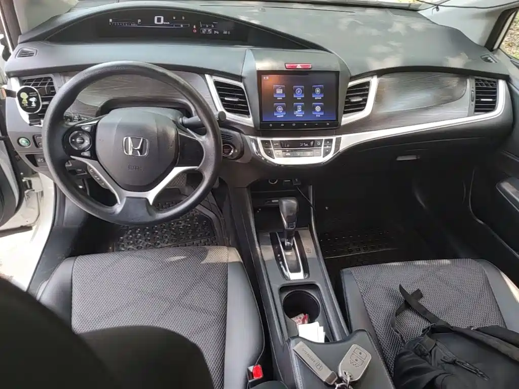 Honda Jade 2016 2016 1.8L Automatic Comfort Elite Version 5-seater