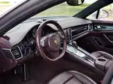 Фото 14 - Porsche Panamera