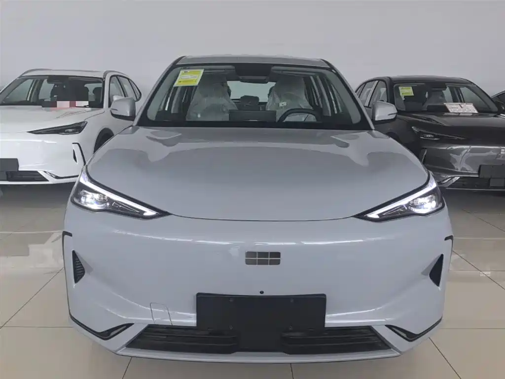 Geely Galaxy Galaxy E5 2026 530km Voyager Edition фото 3