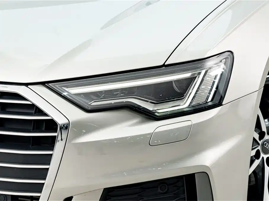 Audi A6L 2019 40 TFSI Luxury Dynamic фото 4