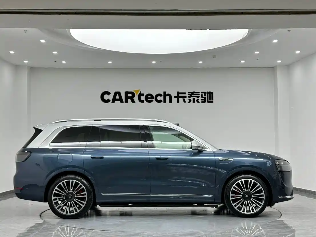 AITO Wenjie AITO M9 2024 Range Extender Ultra 52kWh 6-seater фото 2