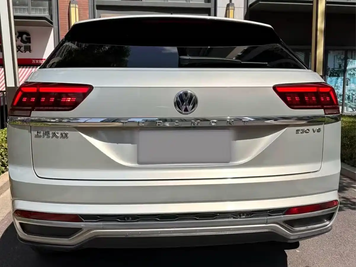 Photo 8 - Volkswagen Teramont