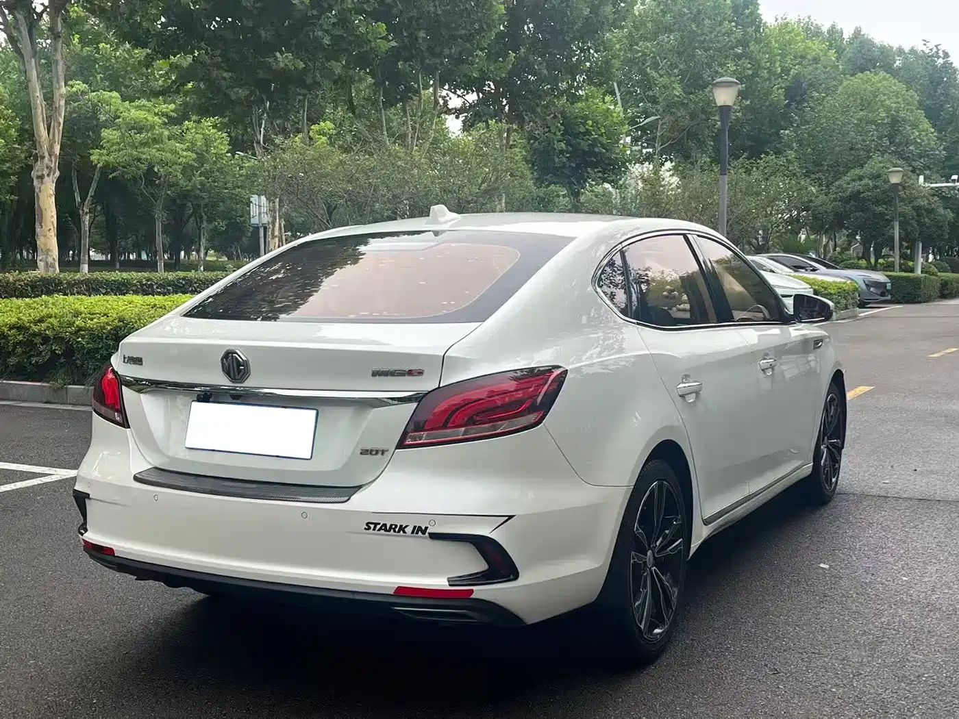 MG MG6 2018 2017 20T Automatic Trophy Premium Internet Edition China V