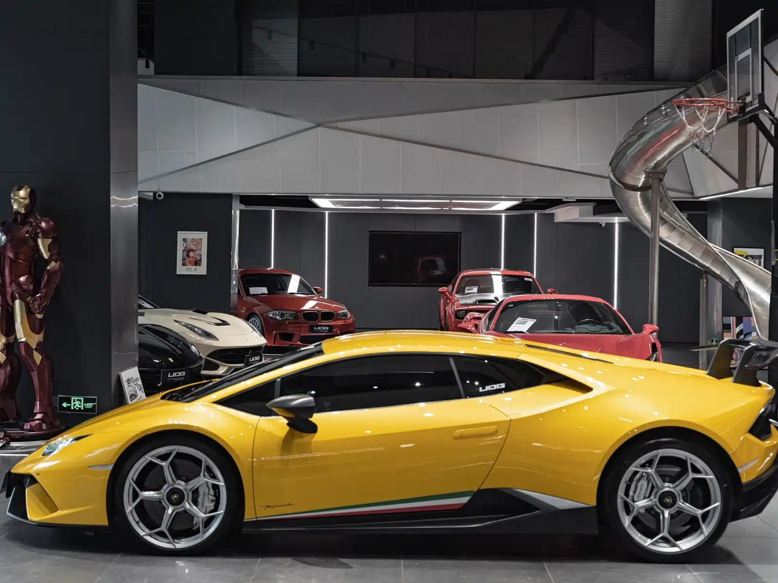 Фото 7 - Lamborghini Huracán