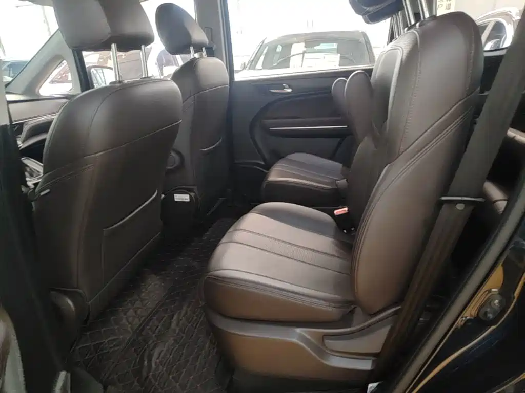 Фото 14 - GAC Trumpchi Trumpchi M6