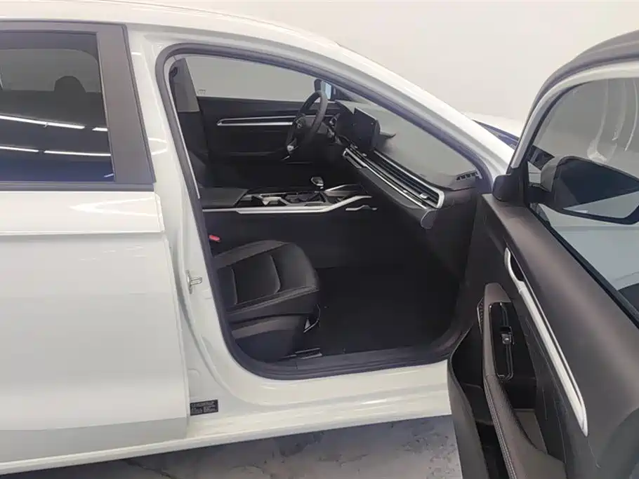 GEELY AUTOMOBILE EMGRAND