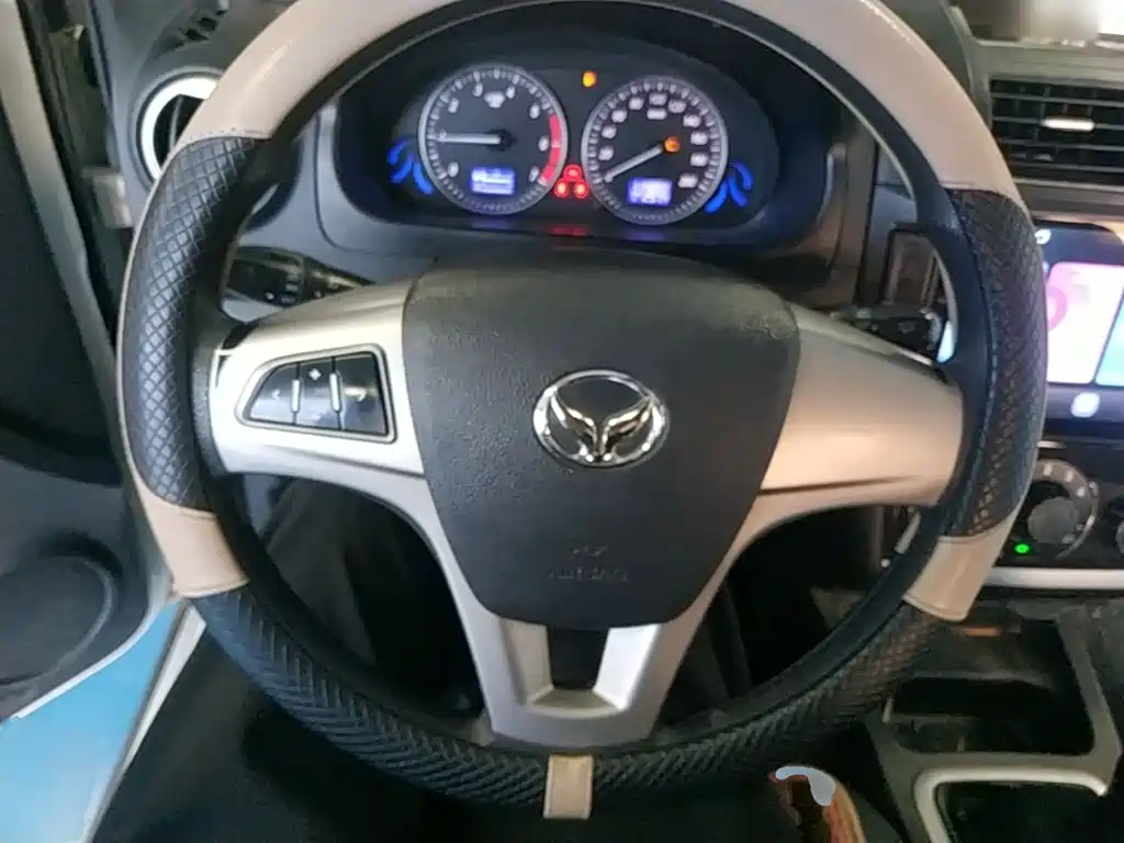 BAIC Huansu H2 2017 2016 H2E 1.5L Elite BJ415B